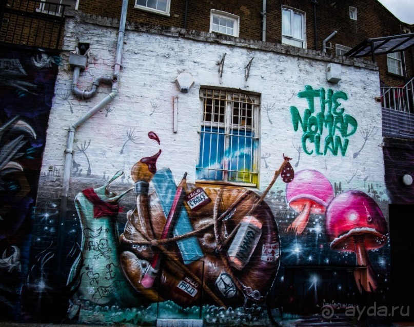 СТРИТ АРТ В КАМДЕНЕ, ЛОНДОН В ИЮЛЕ 2015