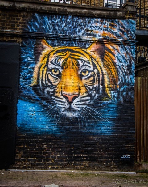 СТРИТ АРТ В КАМДЕНЕ, ЛОНДОН В ИЮЛЕ 2015