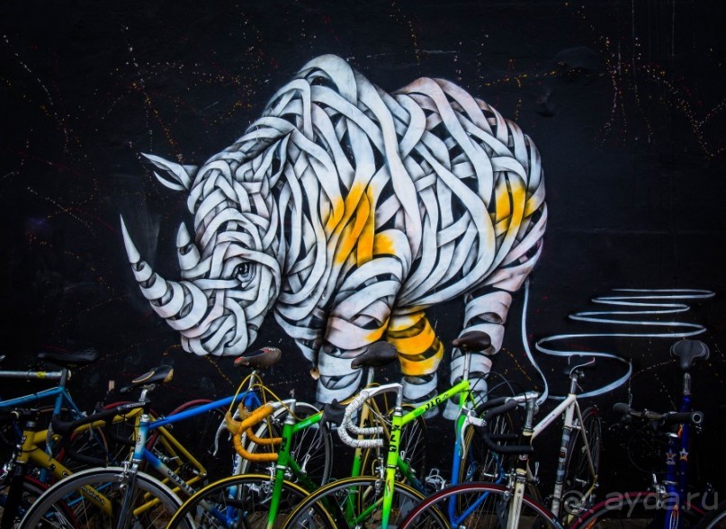 СТРИТ АРТ В КАМДЕНЕ, ЛОНДОН В ИЮЛЕ 2015