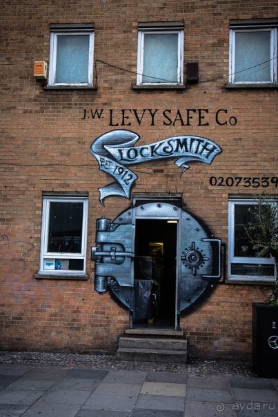 Альбом отзыва "SHOREDICH STREET ART (ЛОНДОН)"