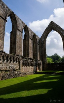 BOLTON ABBEY