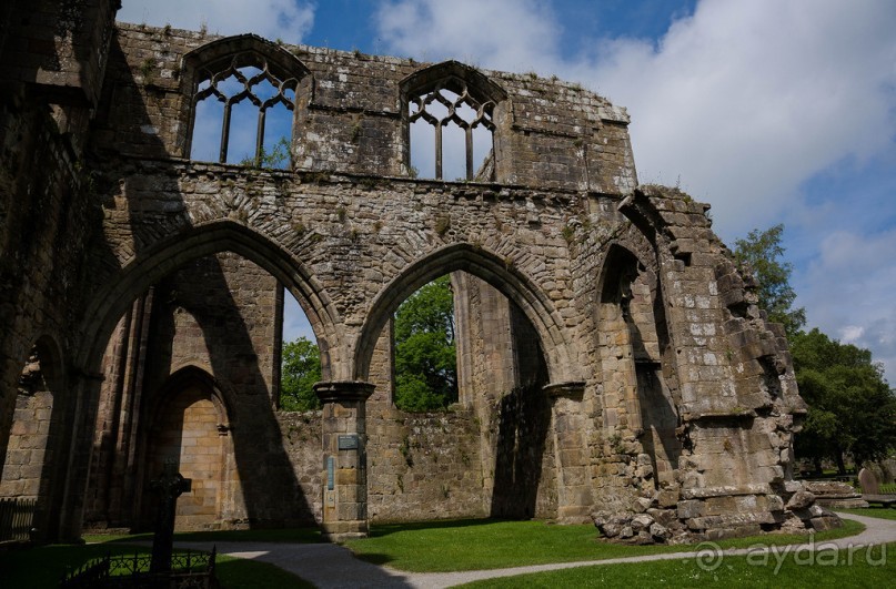 BOLTON ABBEY