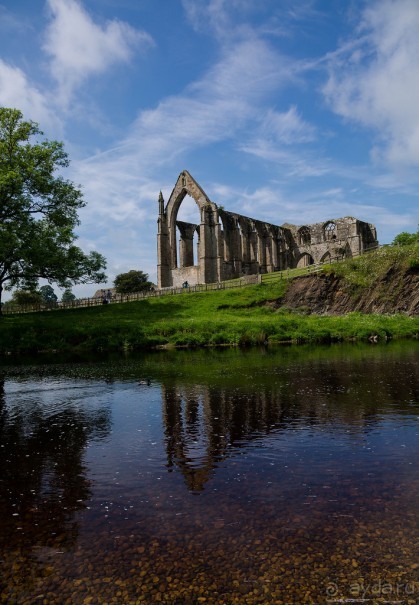 BOLTON ABBEY