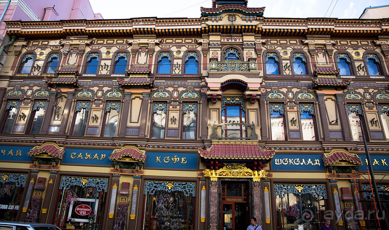 ЕЛИСЕЕВСКИЙ МАГАЗИН И ЧАЙ - КОФЕ НА МЯСНИЦКОЙ В МОСКВЕ