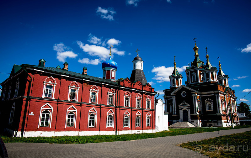 КОЛОМНА И СЕРГИЕВ ПОСАД ПОД МОСКВОЙ