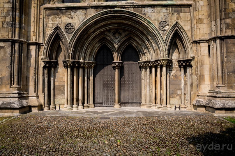 BEVERLEY MINSTER и SKIPTON CASTLE AND SKIPTON ПОД ЙОРКОМ