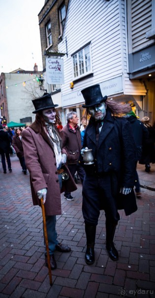 Альбом отзыва "ROCHESTER MARKET - ПЕРВАЯ СУББОТА ДЕКАБРЯ"