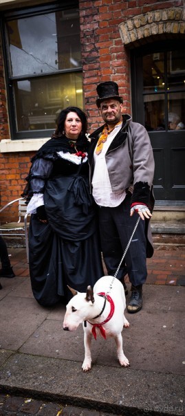 Альбом отзыва "ROCHESTER MARKET - ПЕРВАЯ СУББОТА ДЕКАБРЯ"