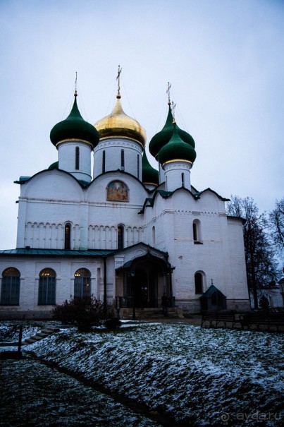 СУЗДАЛЬ ПОЗДНЕЙ ОСЕНЬЮ