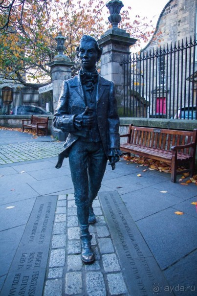 ЭДИНБУРГ В ПОГОЖИЙ ДЕНЬ В НАЧАЛЕ НОЯБРЯ