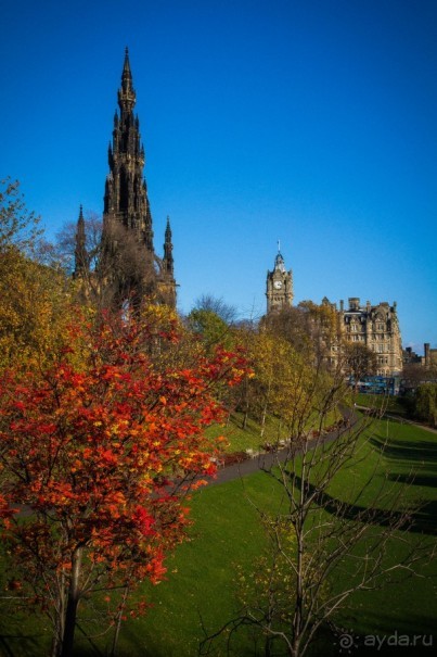 ЭДИНБУРГ В ПОГОЖИЙ ДЕНЬ В НАЧАЛЕ НОЯБРЯ