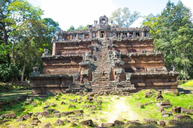 АНГКОР ВАТ- ТРИ ДНЯ В КАМБОДЖЕ - 3