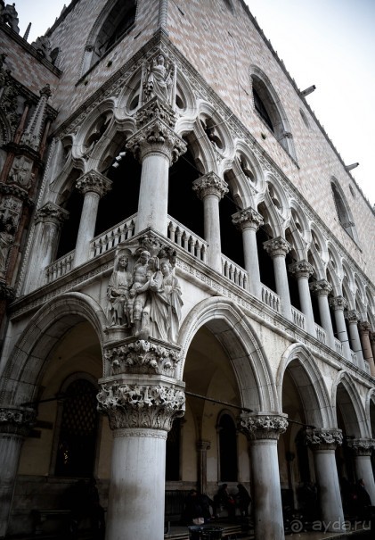 ВЕНЕЦИЯ В МАРТЕ И СТИХИ АННЫ АХМАТОВОЙ