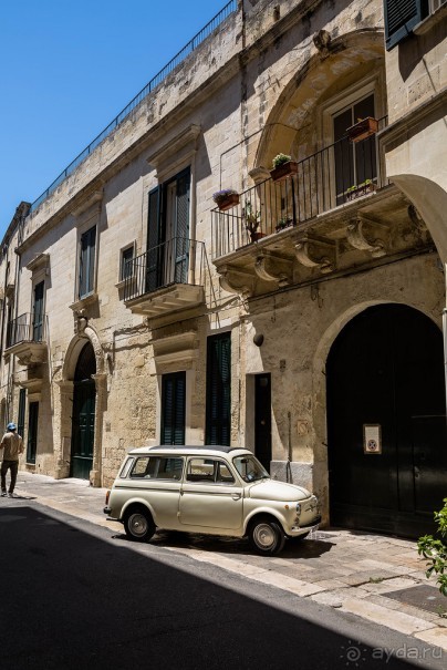 ЛЕЧЧЕ - ИЗБЫТОЧНАЯ РАДОСТЬ БАРОККО