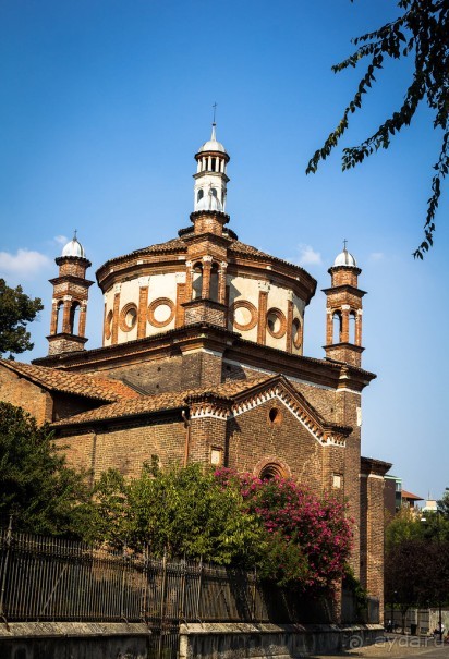 Альбом отзыва "ПРОГУЛКА ПО МИЛАНУ - ЦЕРКВИ: СВ.ЕВСТУРГИЯ И КАПЕЛЛА ПОРТИНАРИ; СВ.ЛАВРЕНТИЯ И СВ.АМВРОСИЯ"