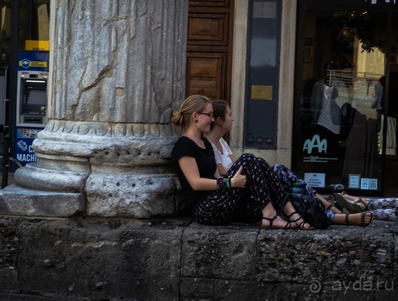 Альбом отзыва "ПРОГУЛКА ПО МИЛАНУ - ЦЕРКВИ: СВ.ЕВСТУРГИЯ И КАПЕЛЛА ПОРТИНАРИ; СВ.ЛАВРЕНТИЯ И СВ.АМВРОСИЯ"