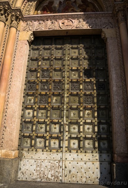 Альбом отзыва "ПРОГУЛКА ПО МИЛАНУ - ЦЕРКВИ: СВ.ЕВСТУРГИЯ И КАПЕЛЛА ПОРТИНАРИ; СВ.ЛАВРЕНТИЯ И СВ.АМВРОСИЯ"