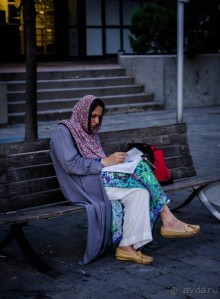 ЛЮДИ НА ОЗЕРЕ ОНТАРИО В ТОРОНТО