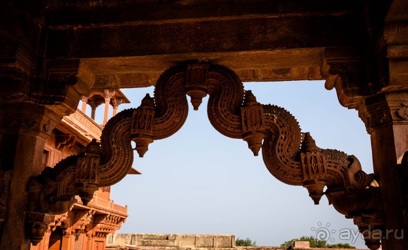 ФАТЕХПУР СИКРИ - АРХИТЕКТУРНЫЕ ДЕТАЛИ