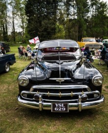 СТАРЫЕ МАШИНЫ В САНДРИНГАМЕ - СОВСЕМ НЕМНОГО