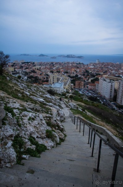 ЛЮДИ И УЛИЦЫ В МАРСЕЛЕ