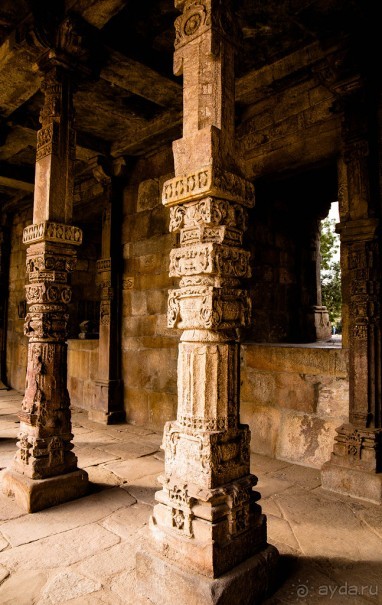 АРХИТЕКТУРНЫЕ ДЕТАЛИ В НОВОМ ДЕЛИ