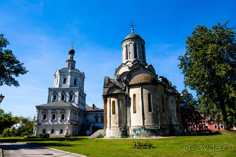 АНДРОНИКОВ МОНАСТЫРЬ И КУПЕЧЕСКИЕ ДОМИКИ (В МОСКВЕ - УЛИЦА ШКОЛЬНАЯ, ПО ДОРОГЕ К МОНАСТЫРЮ)