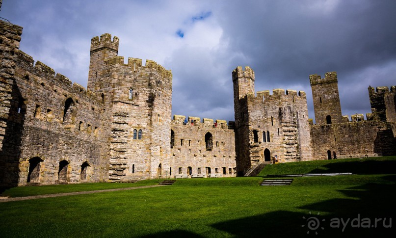 CAERNARFON CASTLE - КАРНАРВОН
