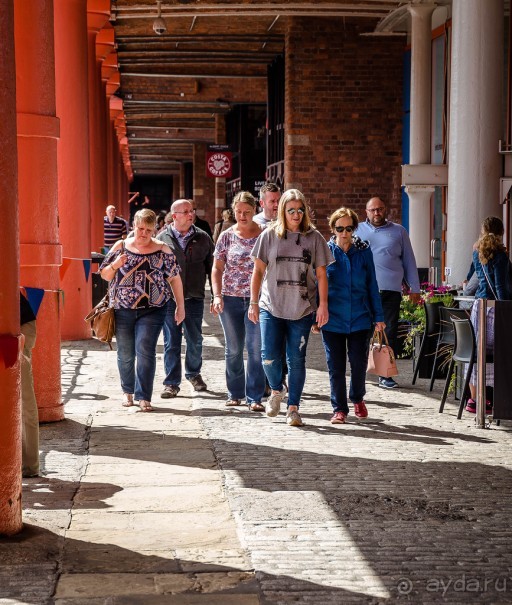 LIVERPOOL , ЛЮДИ