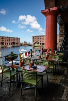 LIVERPOOL , ЛЮДИ