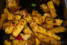 ПРО ЕДУ ВО ВЬЕТНАМЕ - ЕСТЬ ИЛИ НЕ ЕСТЬ НА УЛИЦАХ - ВОТ В ЧЕМ ВОПРОС?