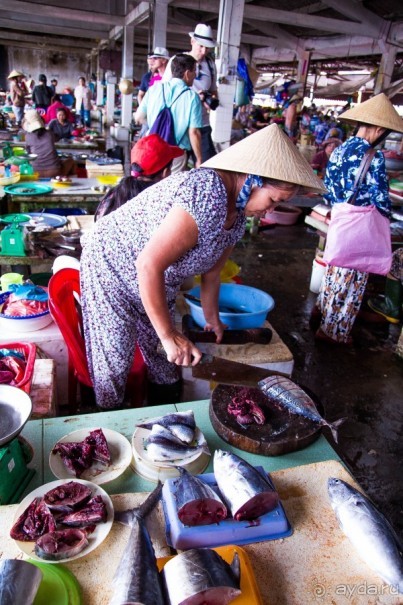 РЫНОК В ХОЙ АНЕ