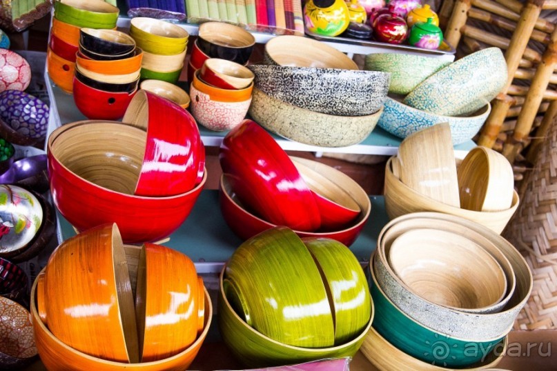 РЫНОК В ХОЙ АНЕ