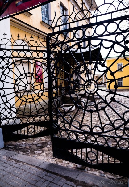 КАЛУГА ВЕЧЕРОМ В АПРЕЛЕ