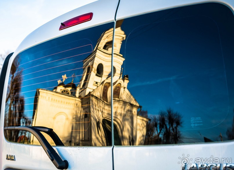 МУЖ В ТВЕРЬ, ЖЕНА В ДВЕРЬ ИЛИ ВАМ В ТВЕРЬ, А НАМ В ДВЕРЬ. РУССКОЕ КЛАДБИЩЕ В АПРЕЛЕ