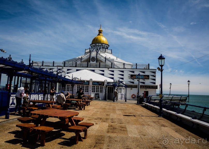 Альбом отзыва "EASTBOURNE (ИСТБОРН)"