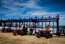 Альбом отзыва "EASTBOURNE (ИСТБОРН)"