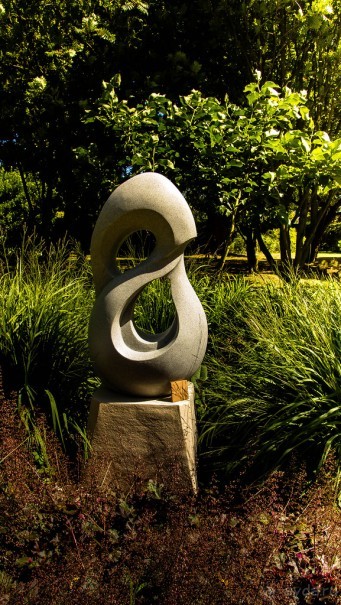 DODDINGTON HALL GARDENS, LINCOLNSHIRE