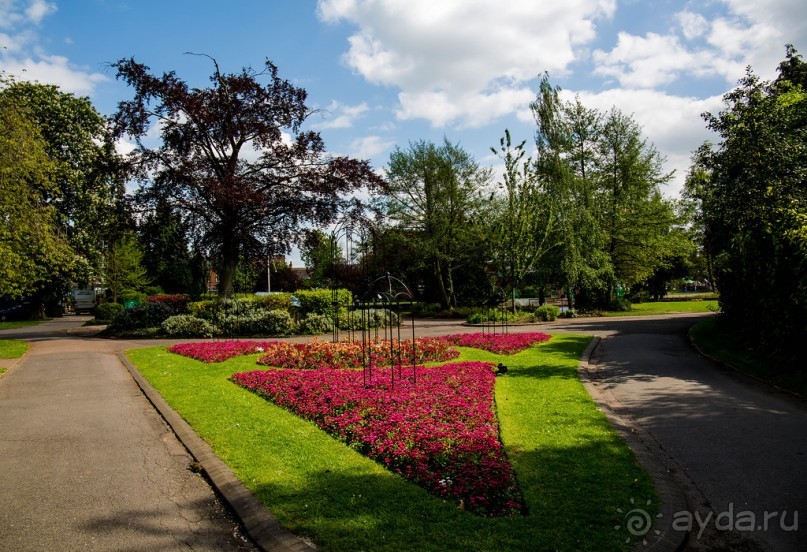 WEEKEND: QUEENS PARK В СУББОТУ. ГОРШКИ И ПЛОШКИ НА РЫНКЕ КЕРАМИКИ