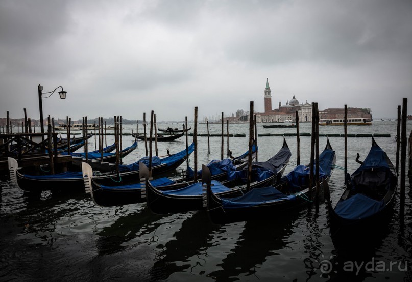 ВЕНЕЦИЯ В МАРТЕ И СТИХОТВОРЕНИЕ И БРОДСКОГО