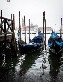 ВЕНЕЦИЯ В МАРТЕ И СТИХОТВОРЕНИЕ И БРОДСКОГО