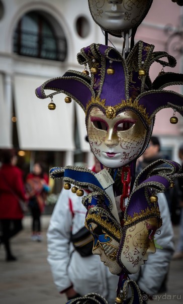 ВЕНЕЦИЯ В МАРТЕ И СТИХОТВОРЕНИЕ И БРОДСКОГО