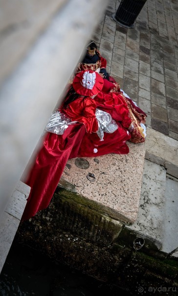 ВЕНЕЦИЯ В МАРТЕ И СТИХОТВОРЕНИЕ И БРОДСКОГО