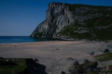 Автостопом через всю Норвегию: пляж Квалвика. Секретный пляж среди скал