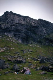 Автостопом через всю Норвегию: пляж Квалвика. Секретный пляж среди скал