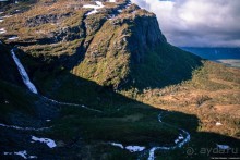 Автостопом через всю Норвегию: Путь на запад и как я заработал первые деньги в путешествии