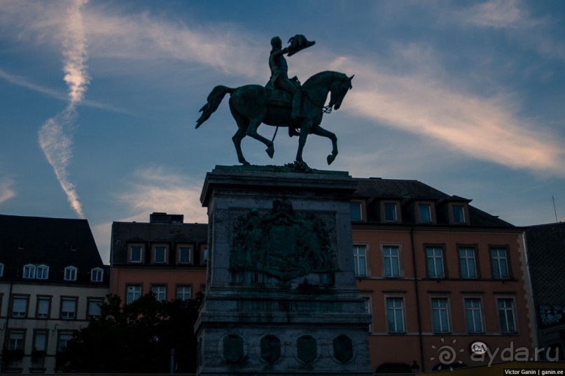 Автостопом через Европу. Амстердам и Люксембург