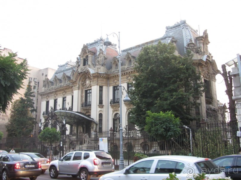 Бухарест–Снагов–Тырговиште самостоятельно