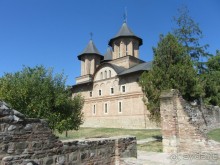 Бухарест–Снагов–Тырговиште самостоятельно