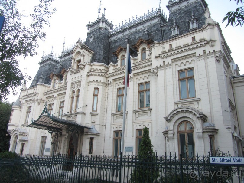 Бухарест–Снагов–Тырговиште самостоятельно